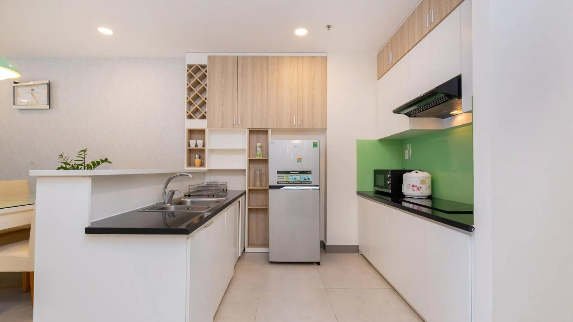 Aria Resort- Căn hộ nghỉ dưỡng hướng biển có hồ bơi sát cạnh bãi tắm riêng miễn phí Vung Tau Vietname